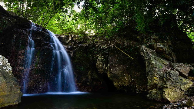 Pesona Curug Pontak: Keindahan Alam Tersembunyi di Minahasa Selatan
